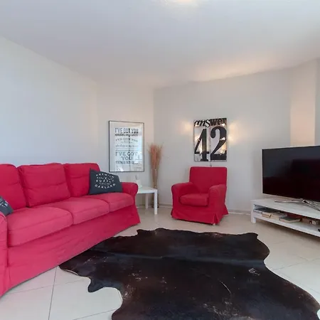 Great 2 Beds Cristianos