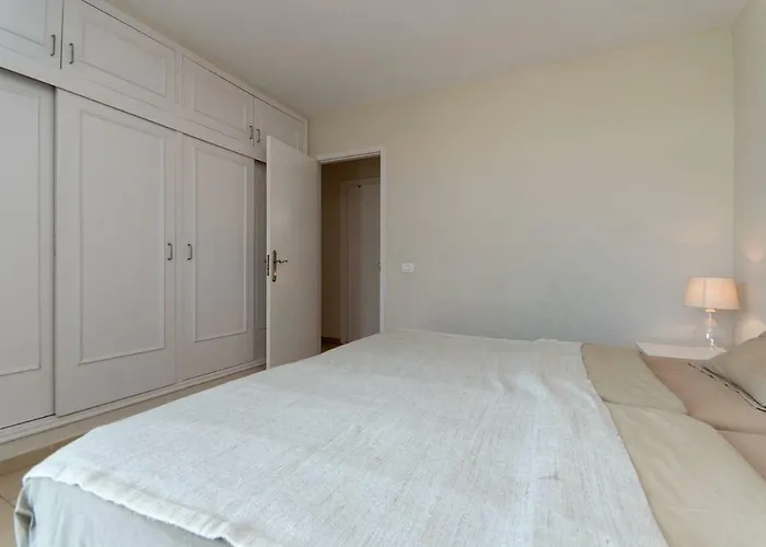 Great 2 Beds Cristianos